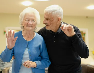 Miniatura: Zasiłek pielęgnacyjny czy dodatek...