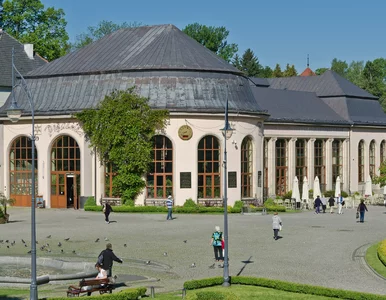 Miniatura: Więcej za sanatorium. Nowy sezon...