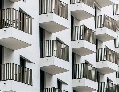 Miniatura: Kto ma płacić za remont balkonów?...